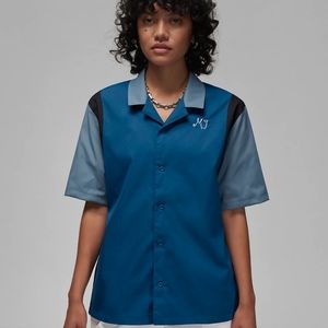 Jordan Women’s Color block Button Up Top Sz M